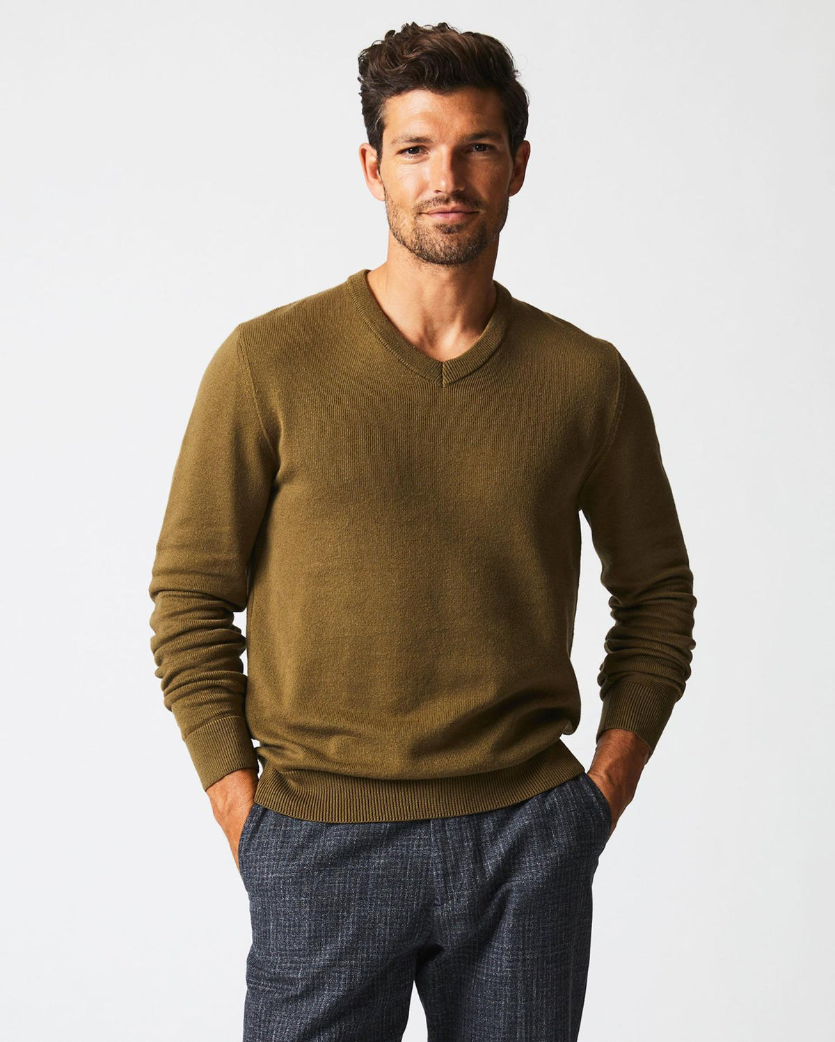 Men American V Neck Sweater Olive | Billy Reid Sweaters &amp; Sweatshirts