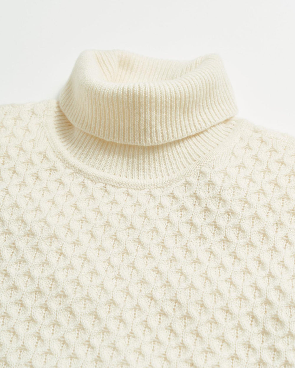 Men Cashmere Honeycomb Turtleneck Natural | Billy Reid Sweaters &amp; Sweatshirts