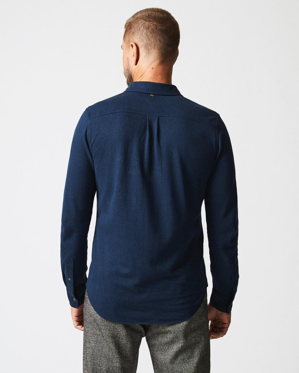 Men L/S Hemp Cotton Knit Shirt Carbon Blue | Billy Reid Shirting