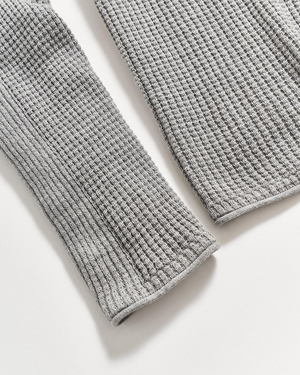 Men Mini Waffle Crew Grey | Billy Reid Sweaters &amp; Sweatshirts