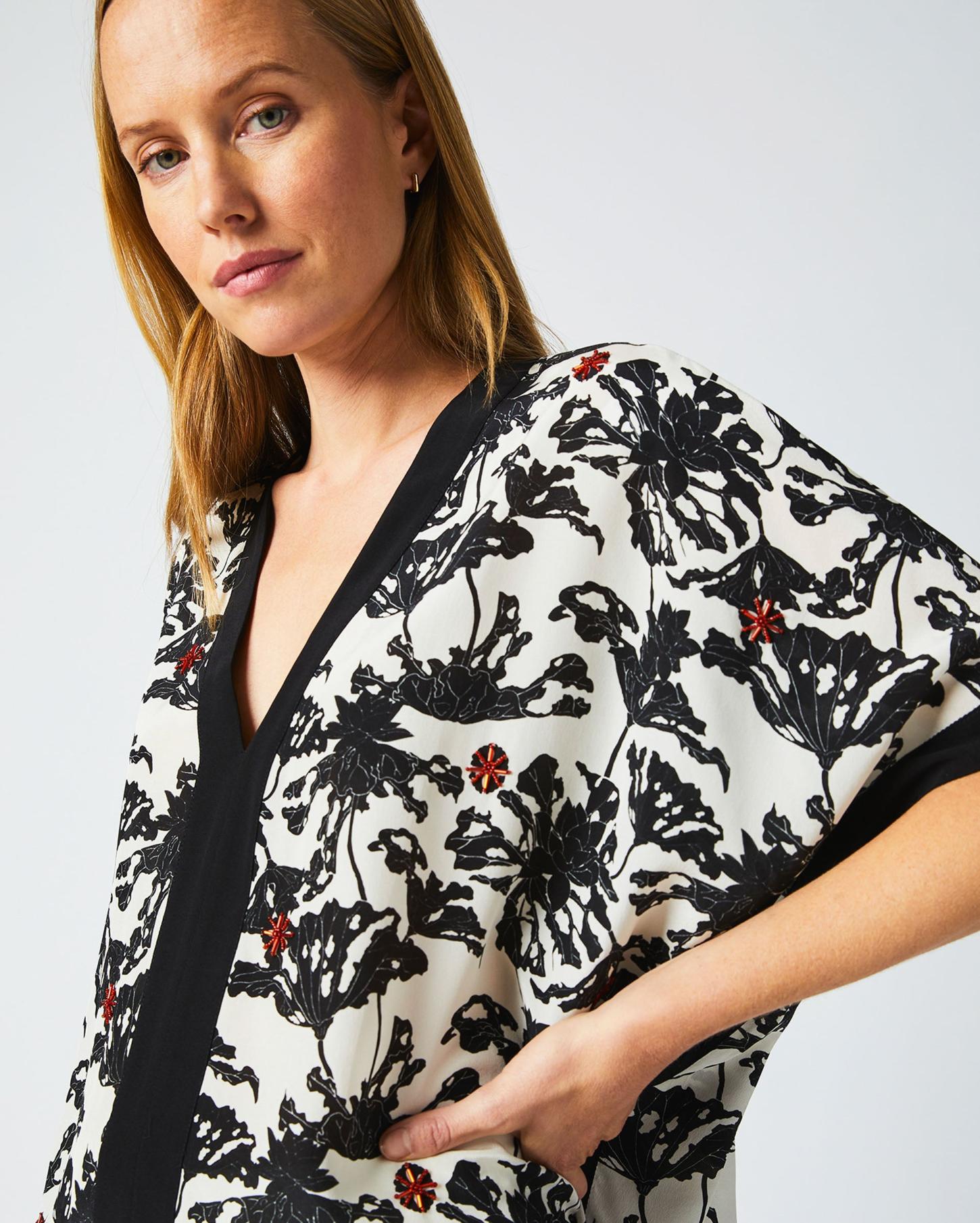 Women Banded Kaftan Blouse Black/white | Billy Reid Tops
