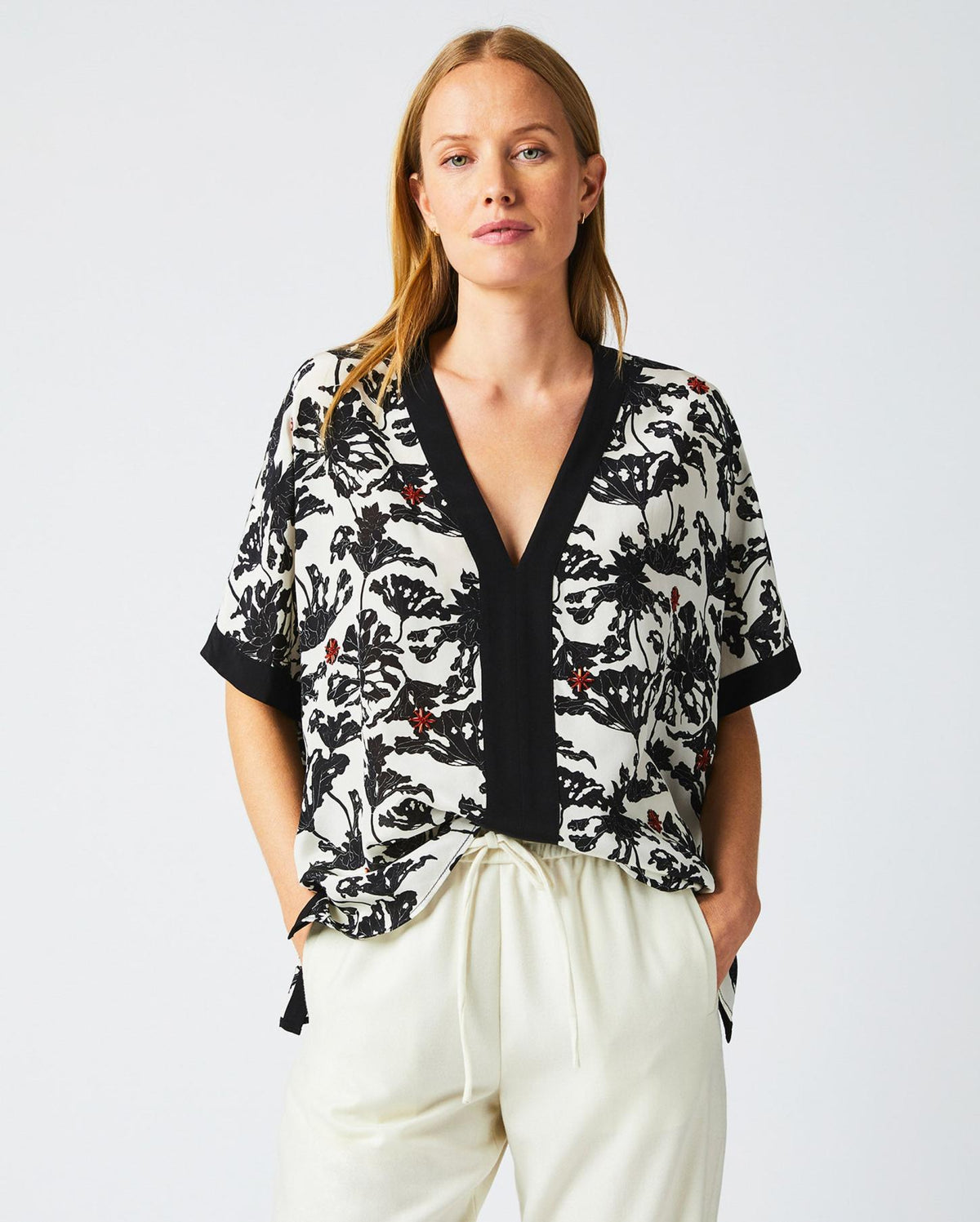 Women Banded Kaftan Blouse Black/white | Billy Reid Tops