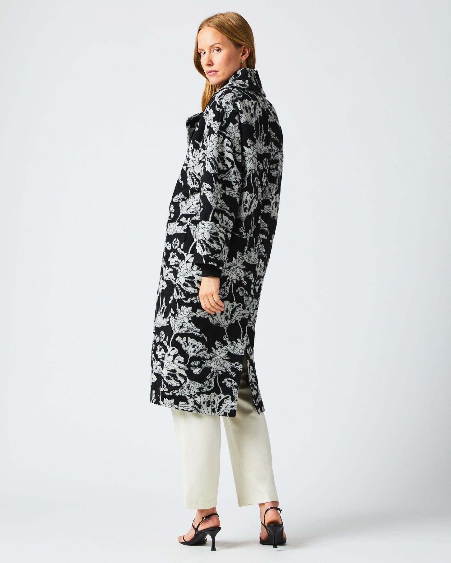 Women Cocoon Coat Custom Black/white | Billy Reid Jackets &amp; Outerwear