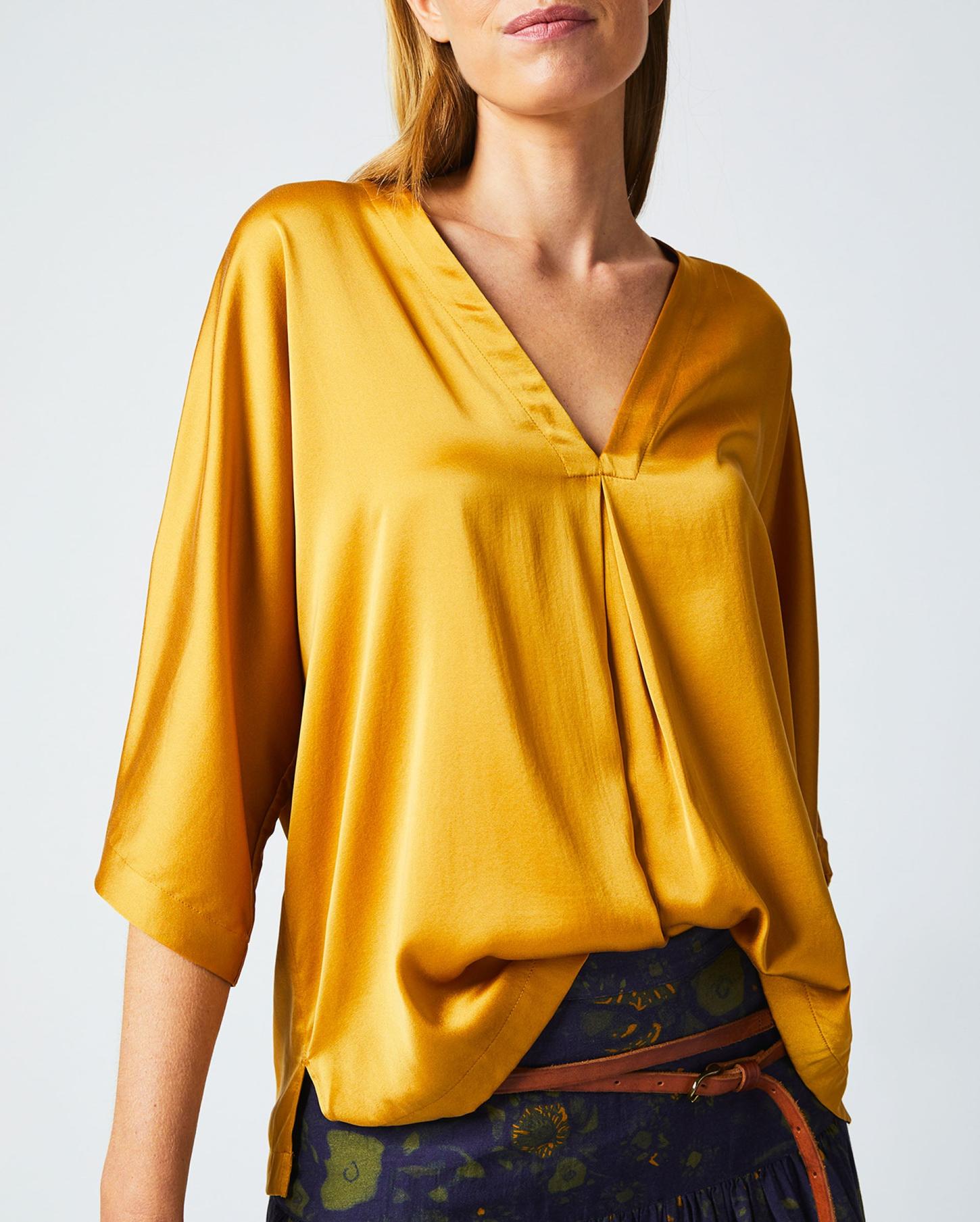 Women V Pleat Blouse Amber Gold | Billy Reid Tops